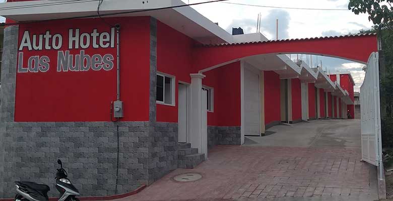 Auto Hotel Las Nubes