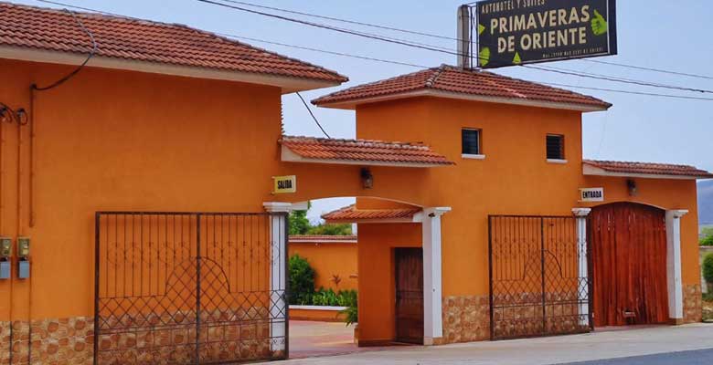 Auto Hotel Primaveras de Oriente